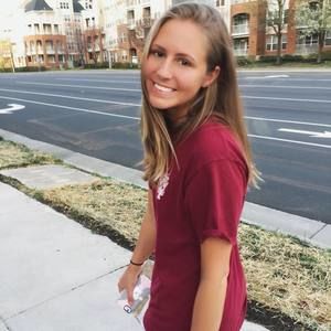 Meet your Posher, Elizabeth